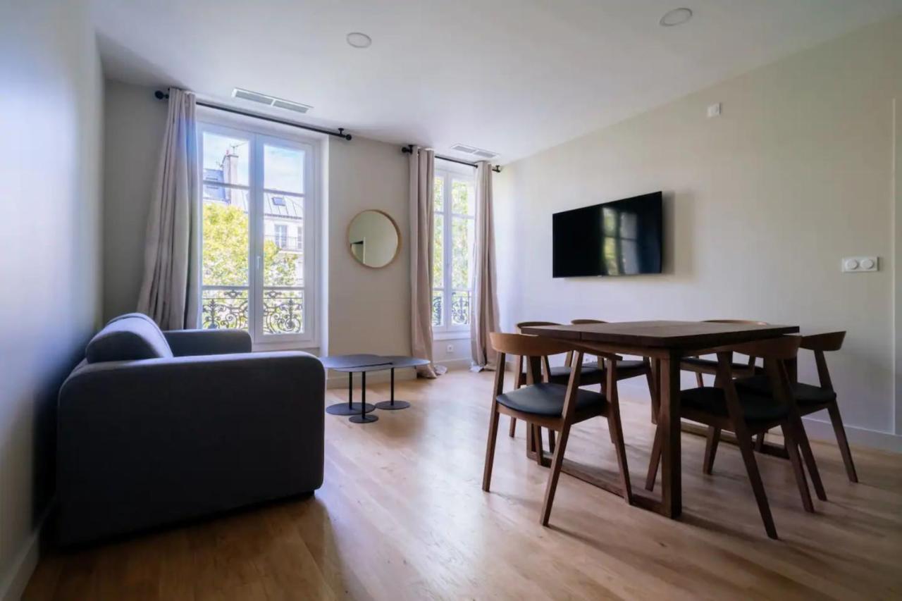 Stylish 2 Bedroom Apartment In Paris Exterior photo